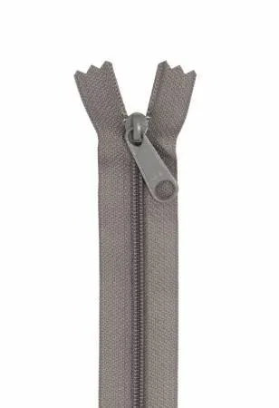 24" byAnnie Zipper 152 Taupe