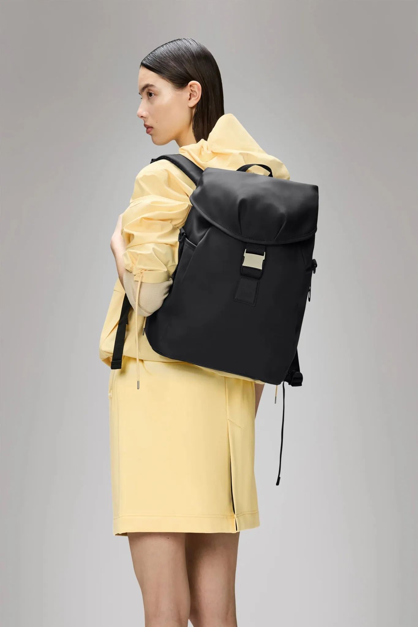 RAINS VALERA BUCKET Backpack W3